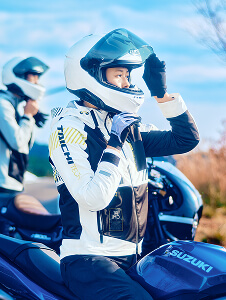 デザイン性、安全性、そして通気性を両立したスタンダードモデル