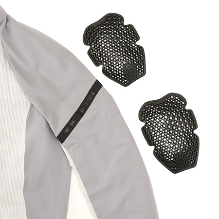 CE Lv.1 プロテクター標準装備( 肩・肘)