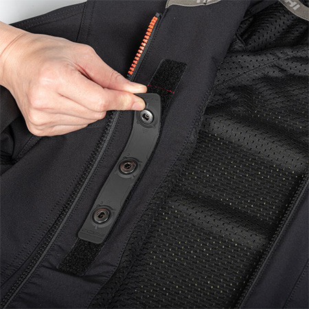 CPS 標準装備( 胸部プロテクターは別売り)