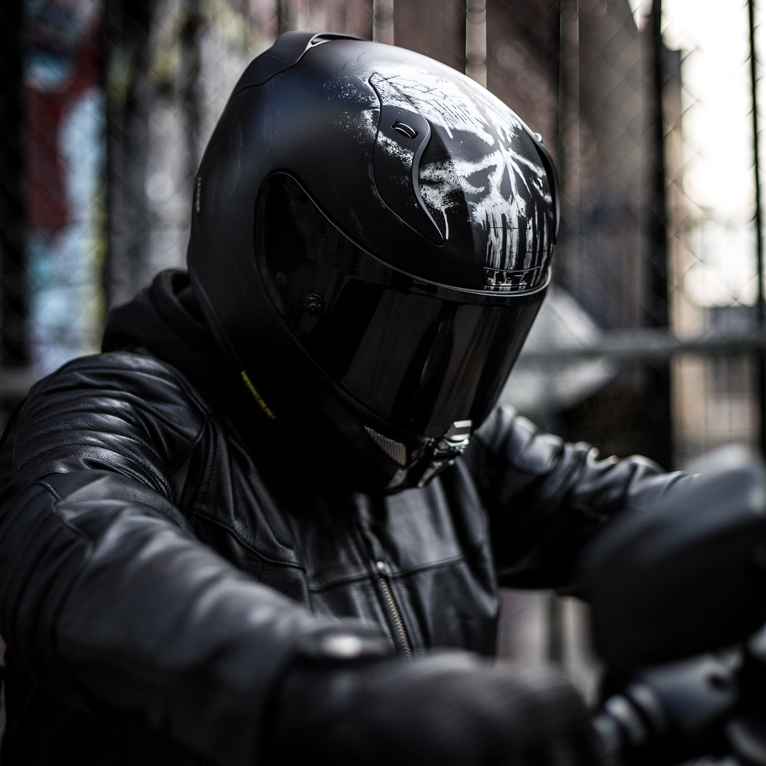 HJC】MARVELコラボの新ヘルメット「パニッシャー」が登場：NEWS